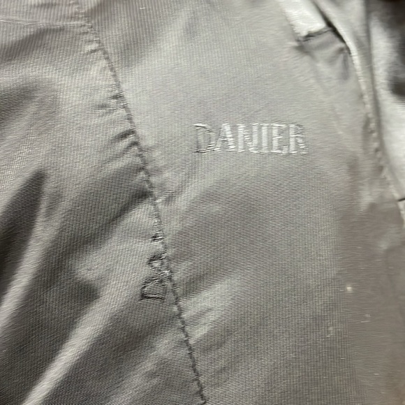 Danier genuine leather woman’s coat. - Picture 10 of 12